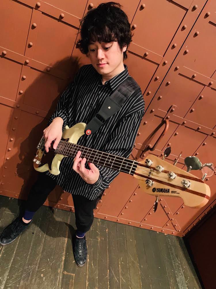 Yamaha Guitar Japan クリスマスイブの日の 毎日がクリスマス に行ってきました Iseki Isekitowa さんのバンドでベーシスト柳野 Yuko Yanagino さんが出演 聖なる夜に柳野さんの安定感とベースラインのテクニックの凄さに感動しました Yamaha