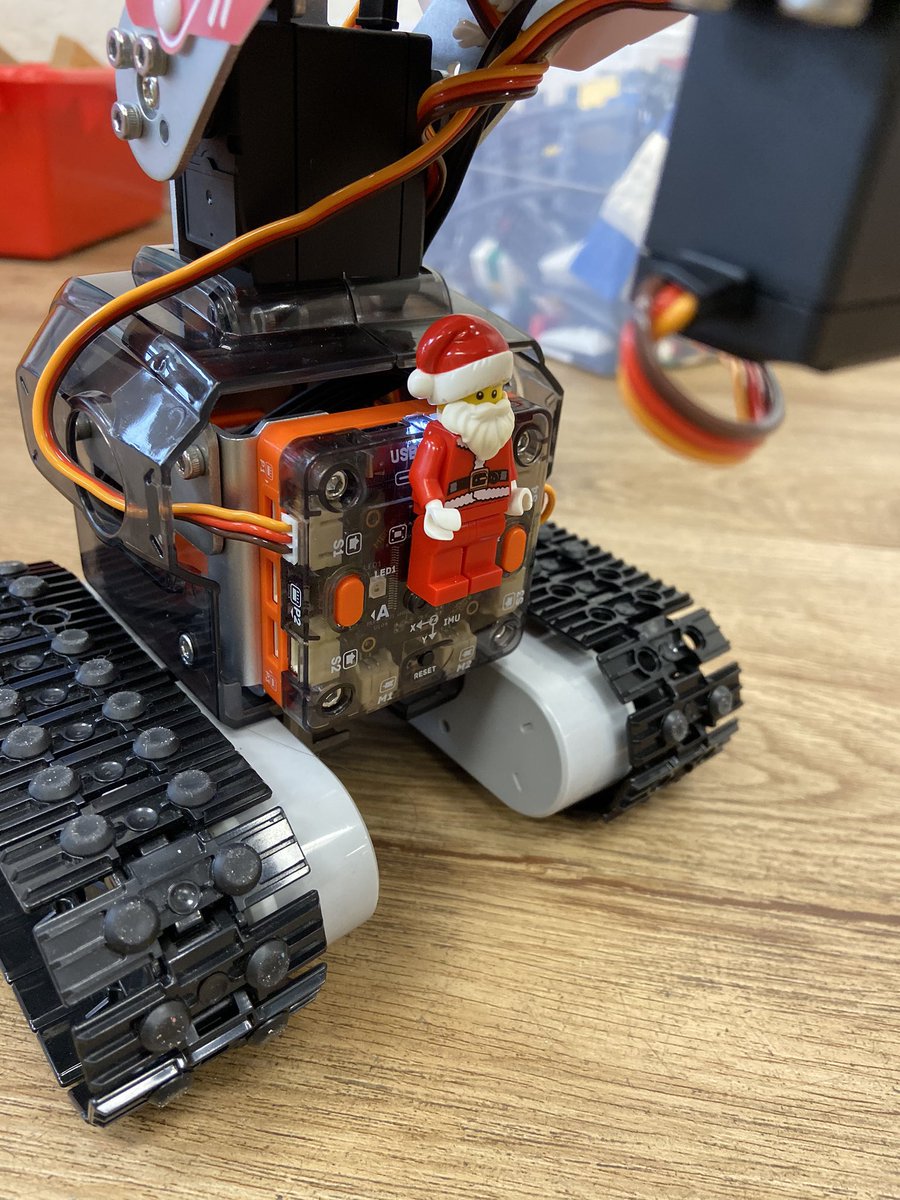 MU4Toys tweet media