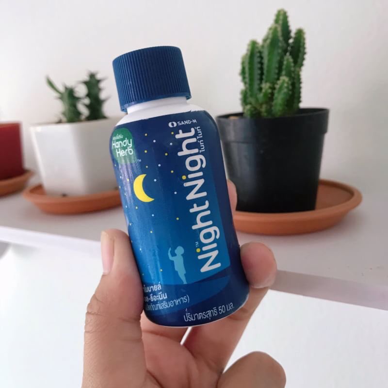 itstitaphone's tweet photo. เมือคืนนี่ลองของใหม่อีกแล้วจ้า ลองกันยัง นางคือ Night Night กินแล้วนอนหลับได้ง่ายมากจ้าา หลับสนิทด้วยเด้อ นางช่วยคลายความเครียด ช่วยทำให้ผ่อนคลายอ่ะ เริ่ด!!ช่วงสอบช่วงงานเยอะคือซื้อติดตู้เย็นไว้เลย หายห่วง #รีวิวเซเว่น https://t.co/mrtn8M8ze4