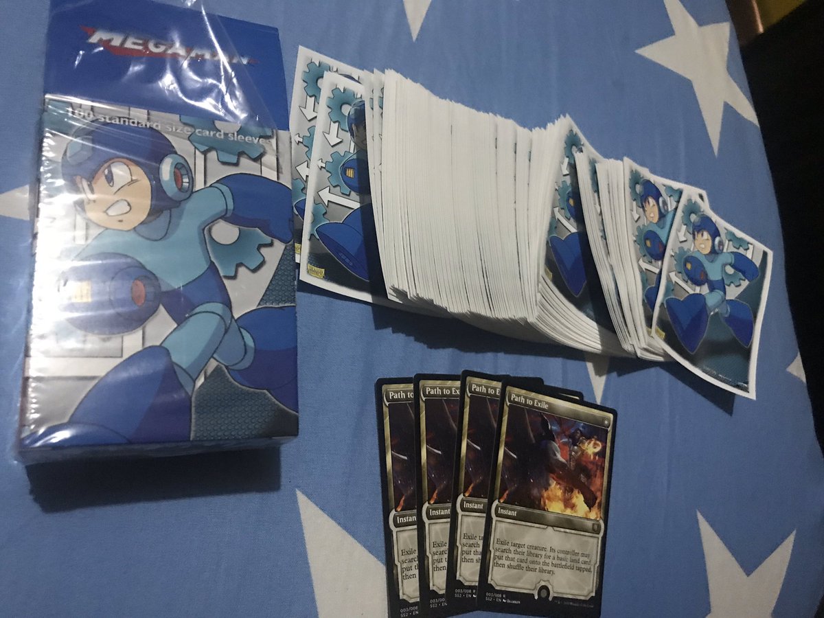 ice_blue14's tweet photo. Gift for myself. Self love like no other. 😄
#mtg #Dragonshields #MegaMan https://t.co/Puv9SSxljv