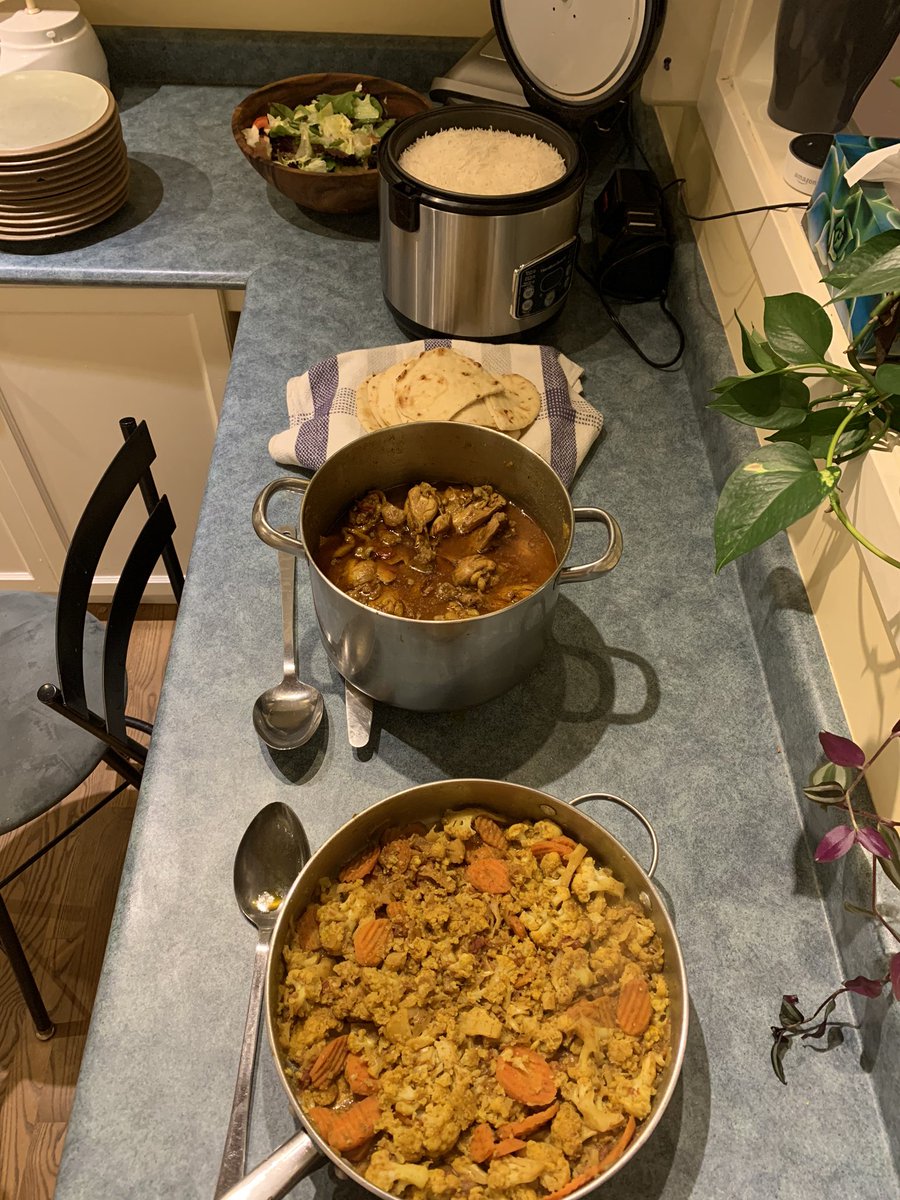 raehanbobby's tweet photo. Having carbs tonight for the first time in 2 months: making 2 curries, naan & basmati rice. ‘Tis the season to be jolly! 💚😋🙏
#keto #Carbs #holidayseason #fitinmylife #healthyeating https://t.co/C0pgCuPTAI