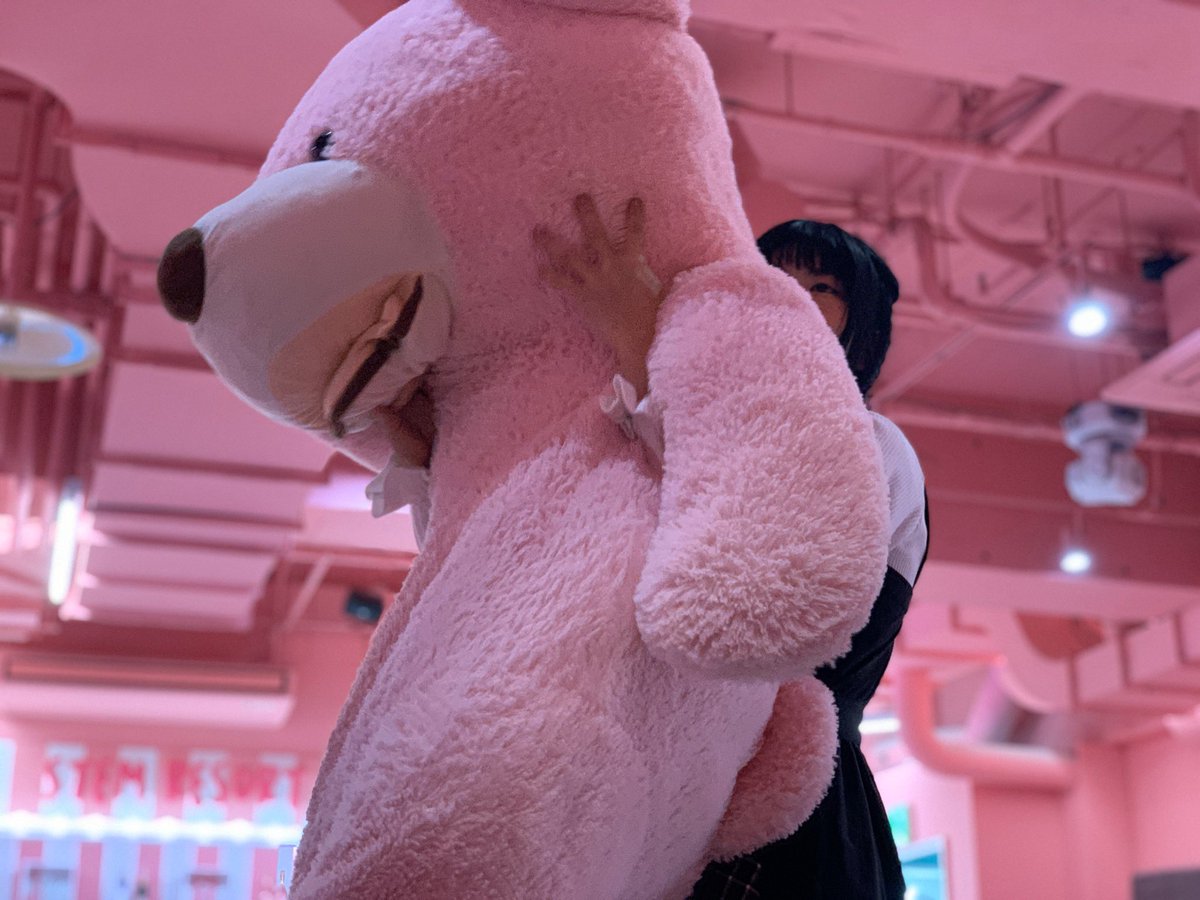 edj2oZAT5nSIREd's tweet photo. すごいピンク⸜(๑⃙⃘'ω'๑⃙⃘)⸝

かわいい💕で胸焼けできる感じ⸜(๑⃙⃘'ω'๑⃙⃘)⸝

すごくピンク✨

入らなかったけどパステルカラーなボールプールもあったよ_(┐「ε:)_
#stemresort https://t.co/wprDHmkbJA
