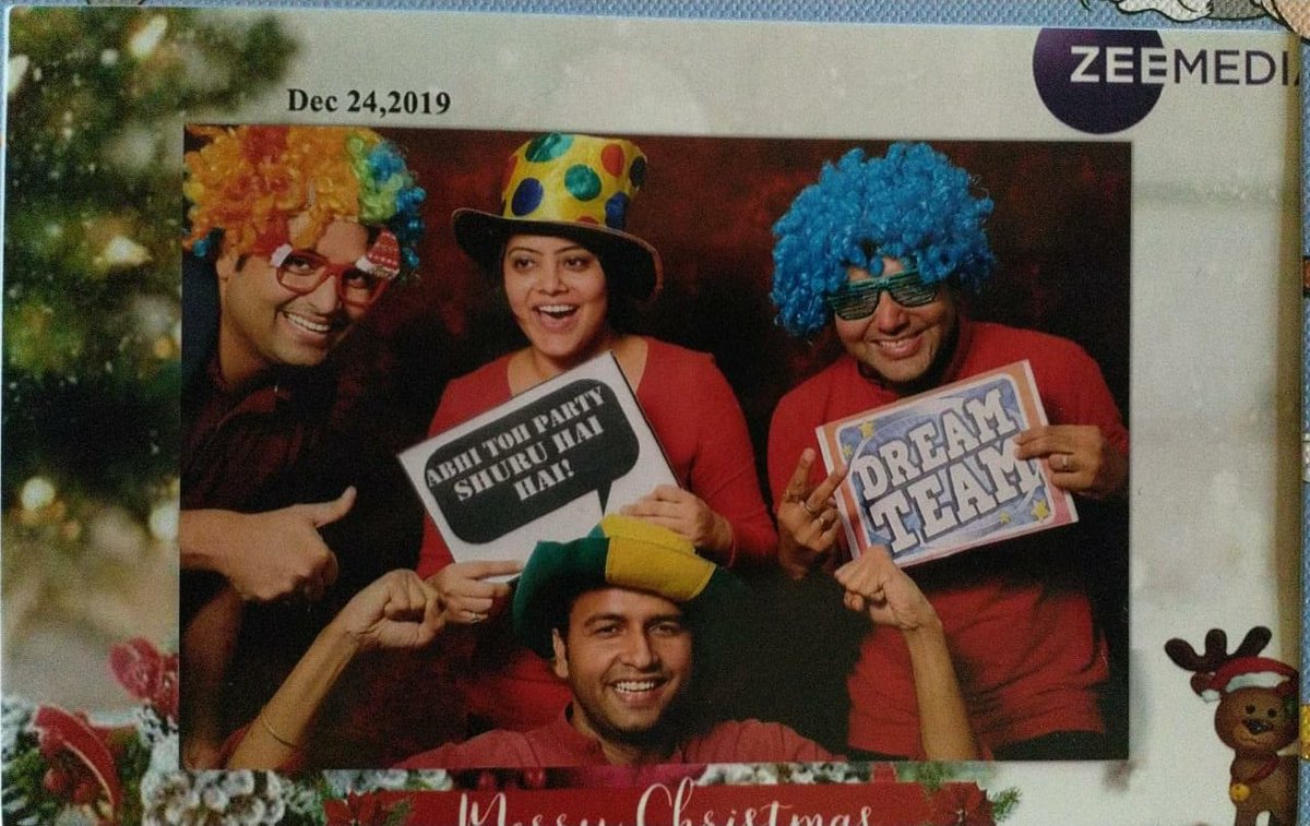 tweet2prashant's tweet photo. Office wala #Christmas
@ShresthaShriva2 @abhisheksatya #Vikashsinha @davemansi145 🎅
#MerryChristmas2019 https://t.co/qSZ5HjDZNP