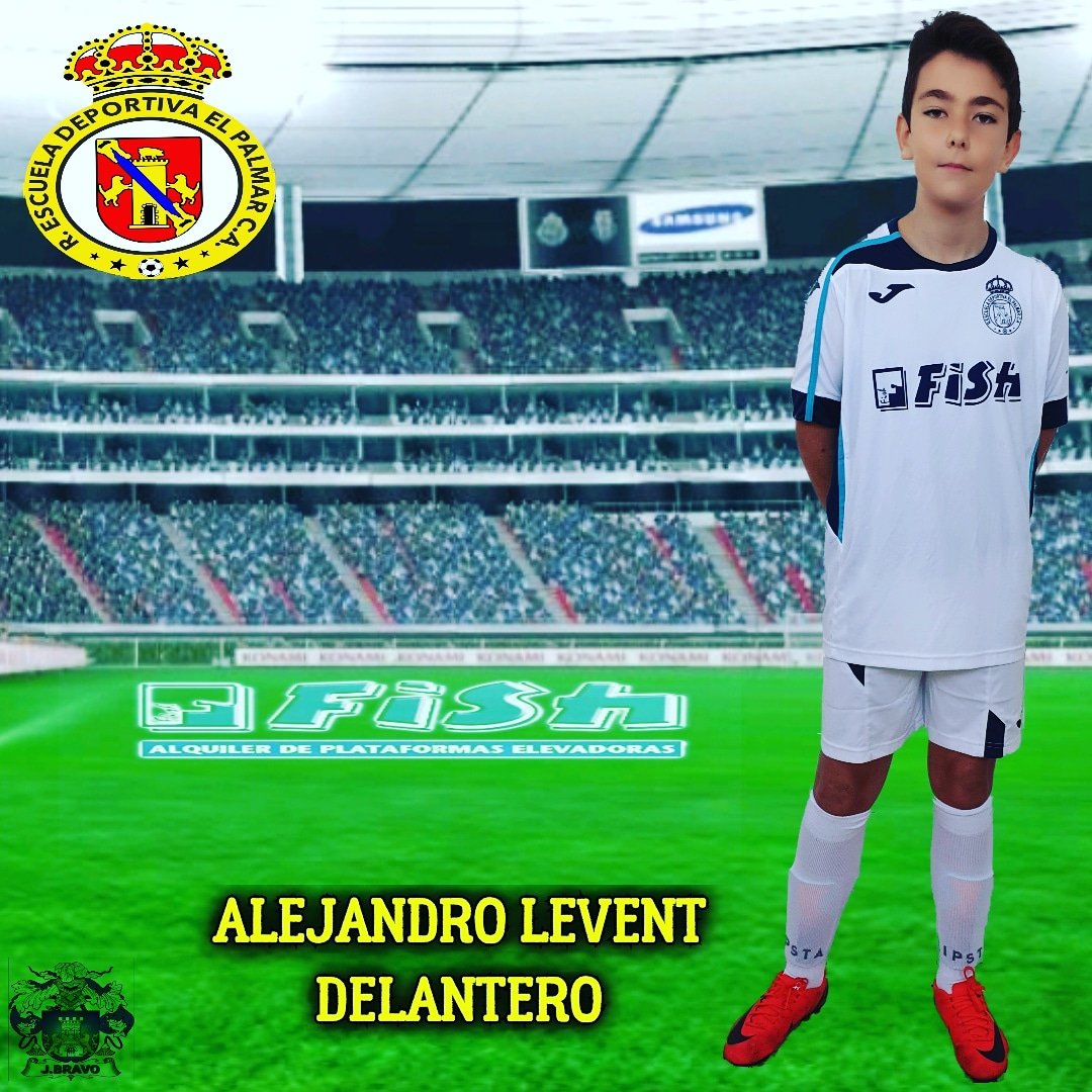 REDPalmarCA's tweet photo. Alejandro Levent delantero del equipo tercera alevín 
#realescueladeportivaelpalmar 
#personasformacion 
#seguimoscreciendo https://t.co/1qtmmWlFZK