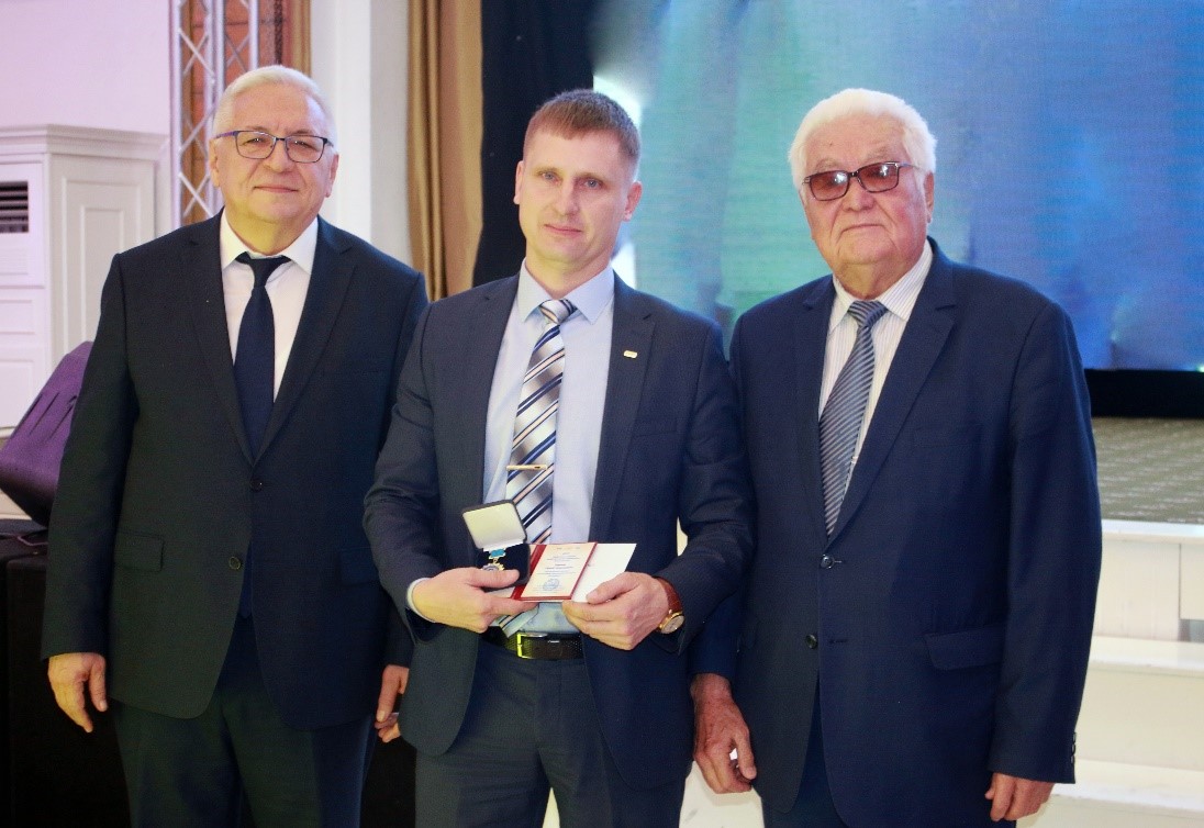 Samruk-Energy tweet media