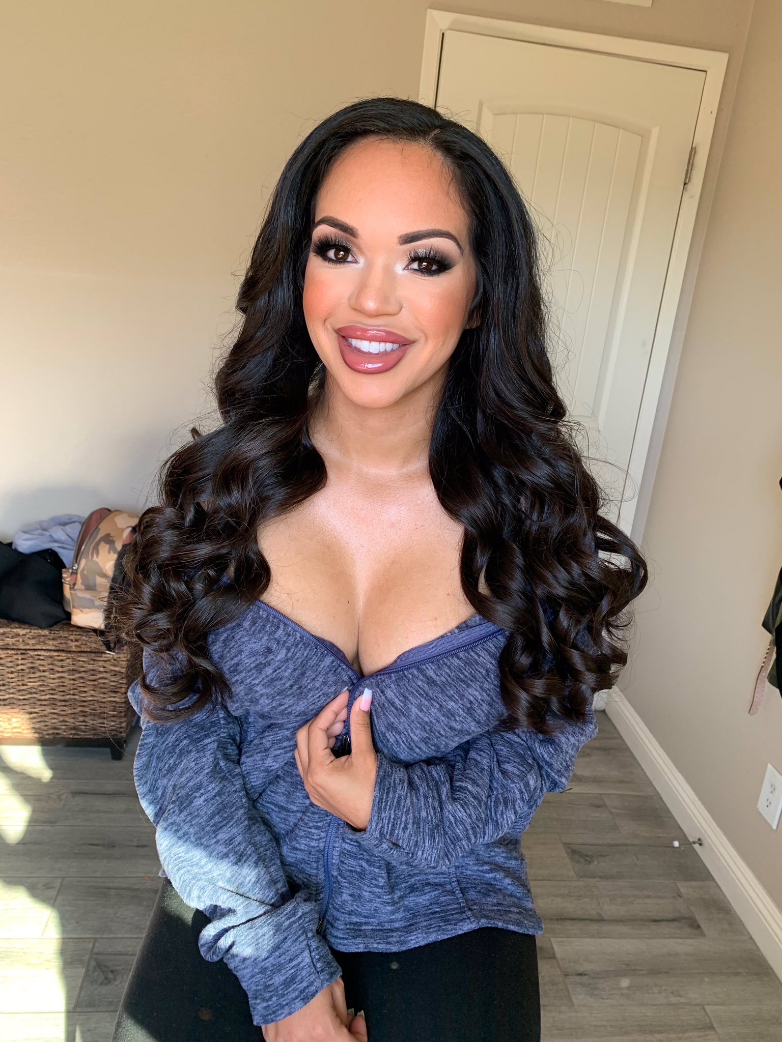 “Been through some bad sh*t , I should be a sad b*tch. Who would’ve thought it’d turn me to a 𝙎𝘼𝙑𝘼𝙂𝙀.” ✨😈💟💁🏻‍♀️ https://t.co/YqtYlP0l1M