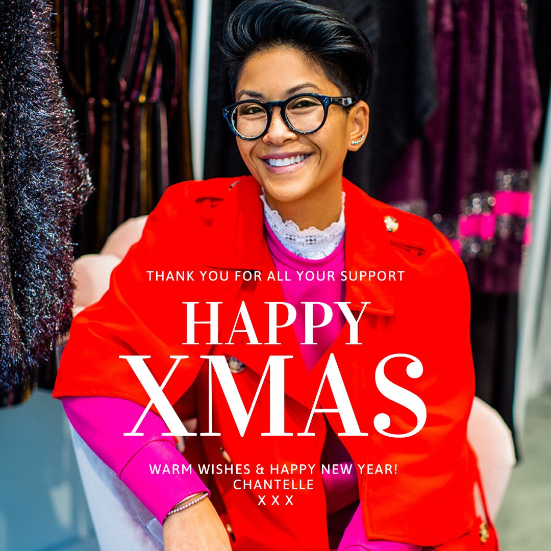 CZnideric's tweet photo. My Dad says this is my Father Christmas coat and thinks it's hilarious!... Clearly I've never listened to him when it comes to fashion. Thank you for your support this year. Hope you all have a wonderful Christmas and Happy New Year!!! xxx https://t.co/615YKRmYxL