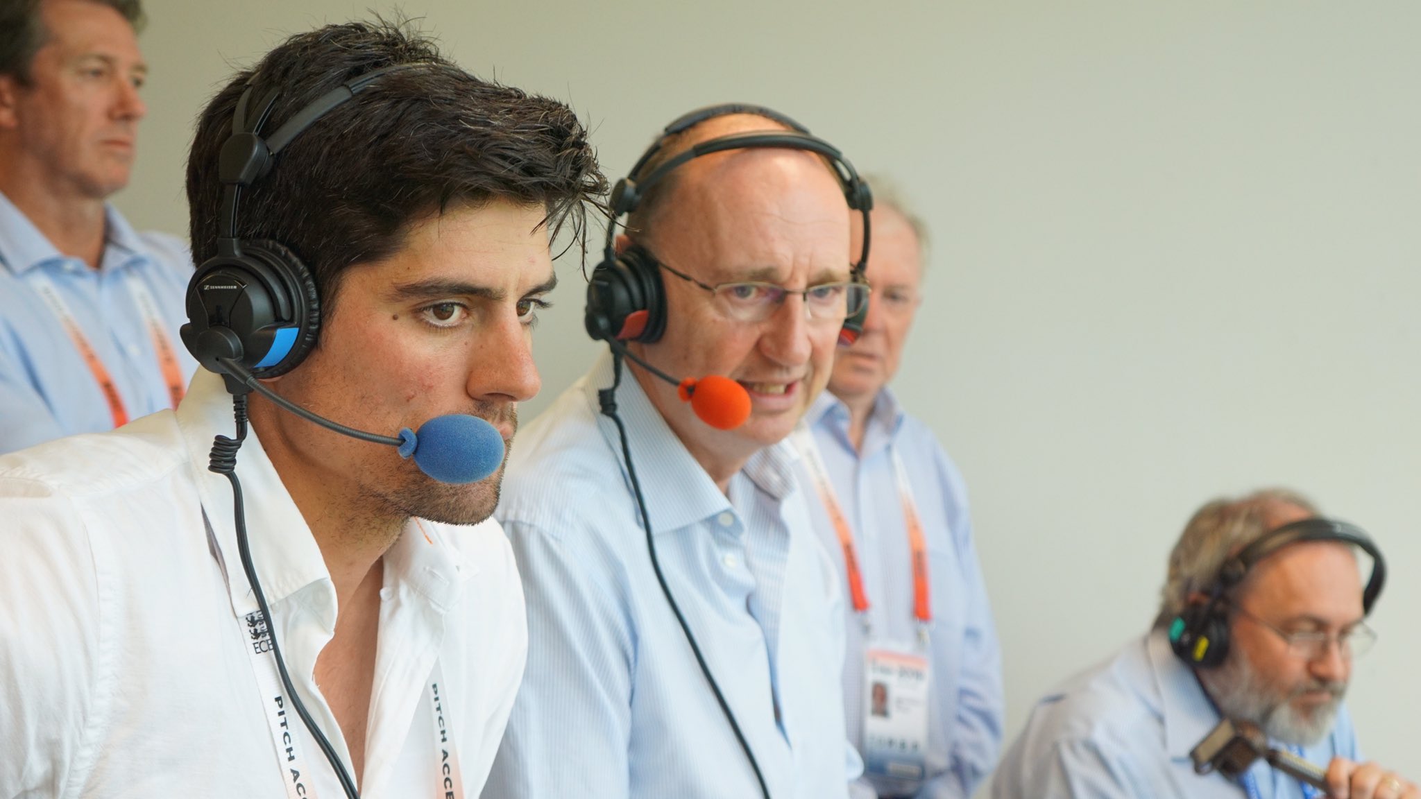 A very Merry Christmas & a very Happy Birthday Sir Alastair Cook!    
