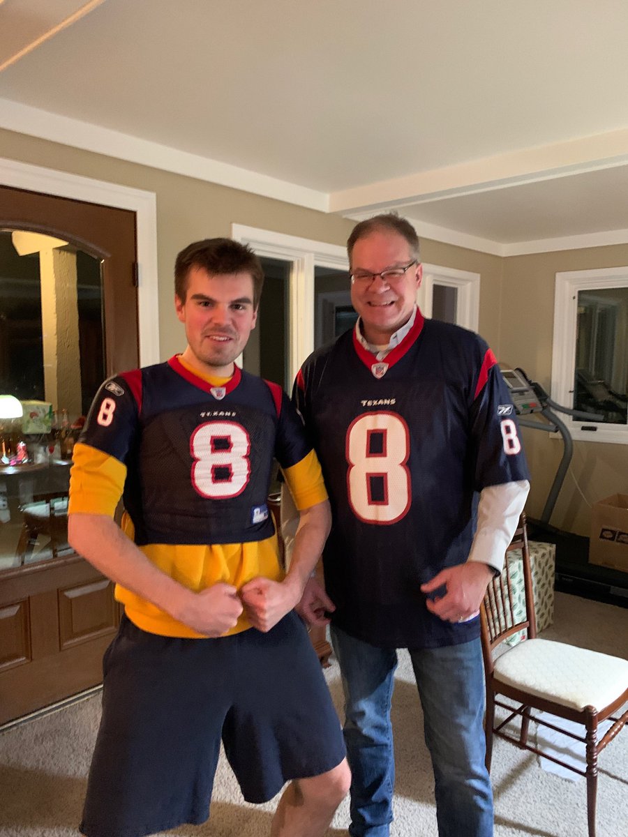 Jacob Swanson (@jacobswansonn) on Twitter photo Buying matching David Carr jerseys with your dad in 2002 when you were 5 years old even though you’re Packers fans >>> <a href="/DCarr8/">David Carr</a> Buying matching David Carr jerseys with your dad in 2002 when you were 5 years old even though you’re Packers fans >>> <a href="/DCarr8/">David Carr</a>