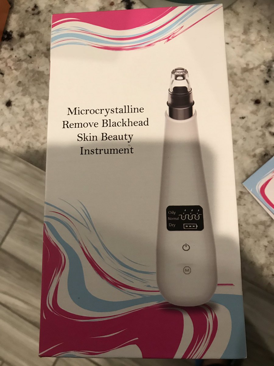 sdjoe21's tweet photo. Officially the most random present I’ve seen so far: Blackhead Remover #ChristmasPresents #RandomPresents #ChristmasGifts #RandomGifts #MerryChristmas https://t.co/iPxwLJ0mzF