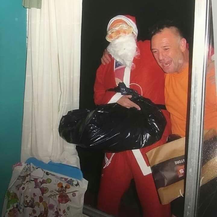 IorioQuotes's tweet photo. Feliz Navidad https://t.co/NtZOYXB8OT