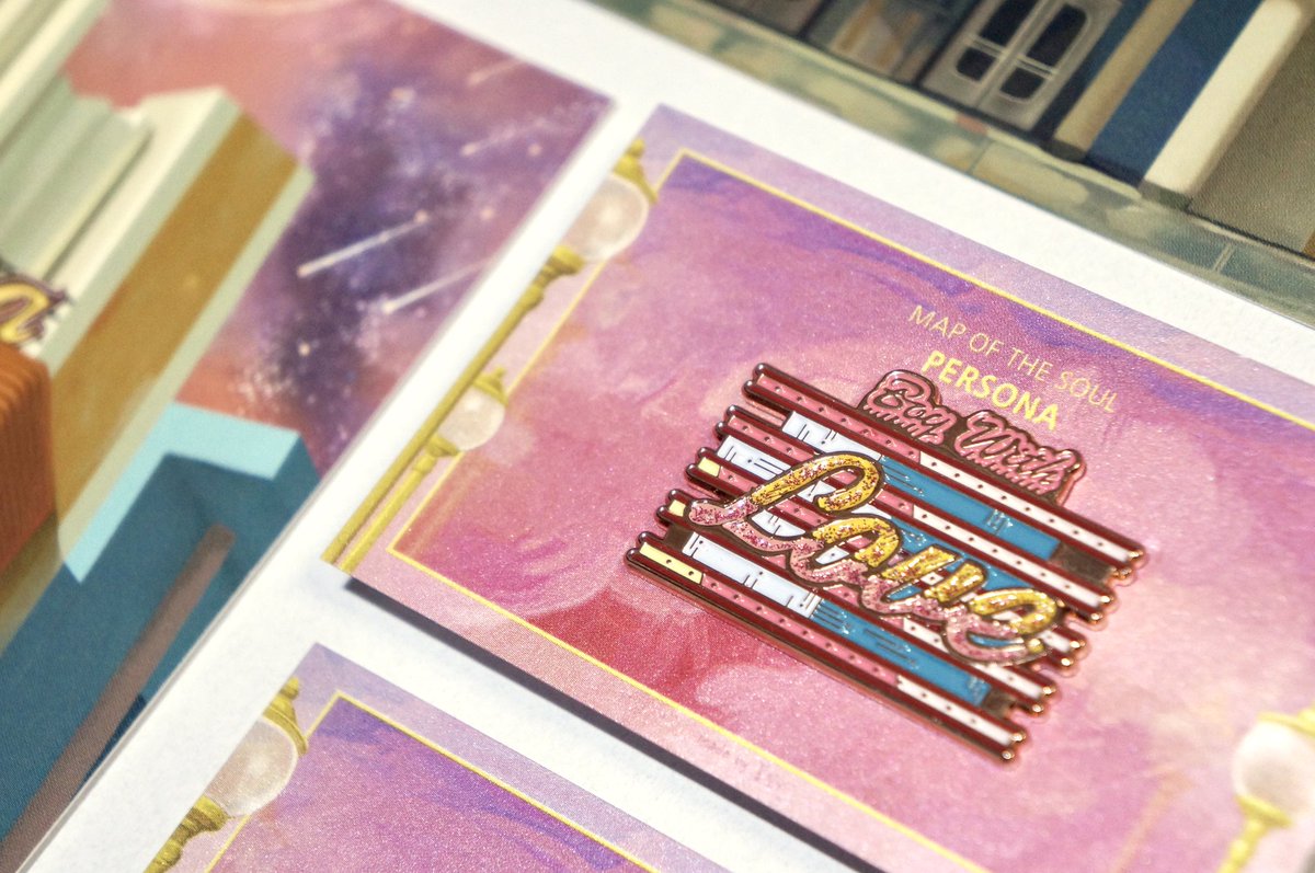 안녕하세요~ 꽃닢비 입니다 ;)🌼
감사하게도 #러브네온뱃지에 많은 문의가 있어서 새로운 버전과 함께 돌아왔습니다!🌸

#RT #팔로우 해주시면 추첨을 통해 뱃지를 ~

디테일은 사진과 폼으로 확인해 주세요💜
폼: forms.gle/TT6KcaQ3gzEzJW…

#방탄소년단 #BTSTour2020 #방탄굿즈 #뱃지 #키링
#BTSARMY