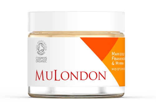 Wishing you a Merry Christmas and a Happy New Year! 🎄🎁 

<a href="/MuLondon/">MuLondon</a> are certified #vegan.. and organic... and have even featured on <a href="/RuPaulsDragRace/">RuPaul's Drag Race</a>! 💋 For the chance of #winning their award-winning Moisturiser, please like and comment below (Ends 08.01.2020) #CompetitionTime