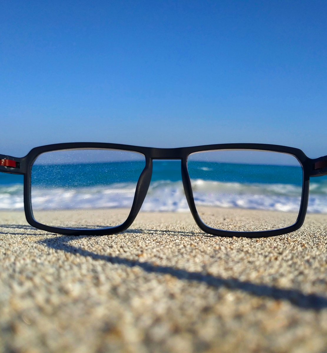 aahhmmeeddosama's tweet photo. 👓🏖️💙💙
.
Instagram acc : https://t.co/fq5KhVV5pu
.
#life #world #sky #sea #beach #photo #glasses #sunglasses #waves #photography #shoot #northcoast #sunset #sunrise #summer #xiaominote5 #xiaomi #a7m_d: https://t.co/CTxenxvw3N