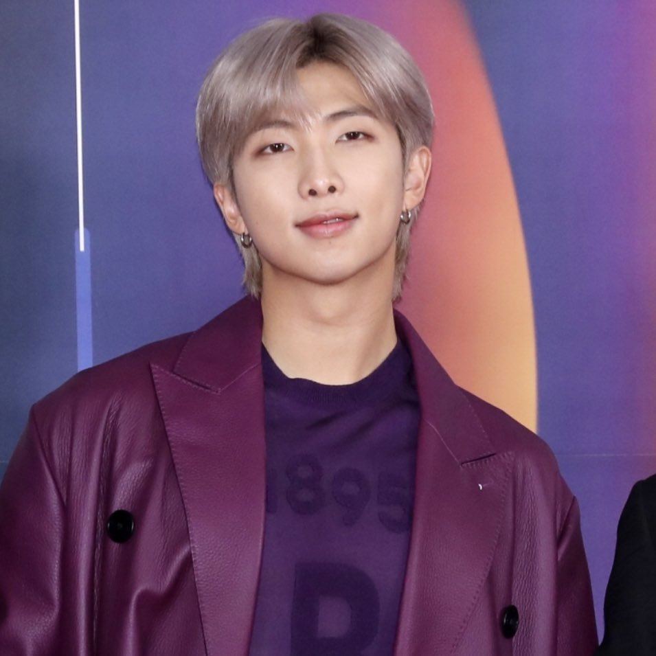 namjoon pics tweet media