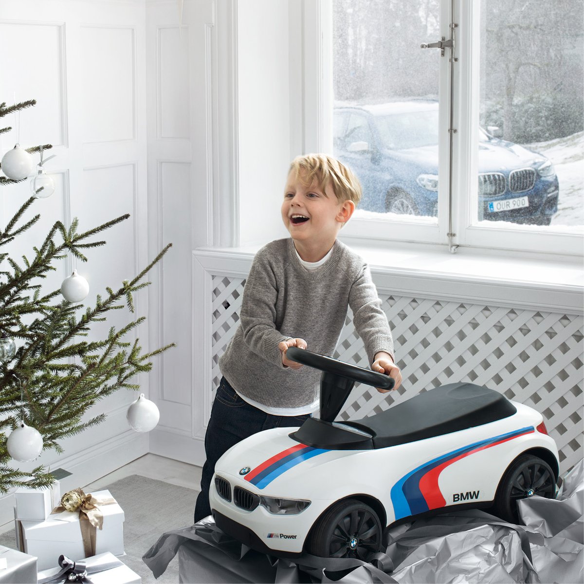 bmwkunbengaluru's tweet image. Caring is the most precious gift. This Christmas, gift joy to your loved ones.
#MerryChristmas #MyBMWLifestyle #SurprisedByLove
