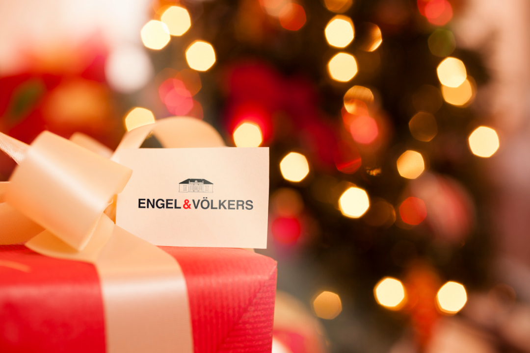 Un regalo de verdad es el momento en el que la propiedad de sus sueños se hace realidad 🎁 ¡Feliz Navidad! 

#inmobiliaria #christmas #navidad #engelvoelkers #presents