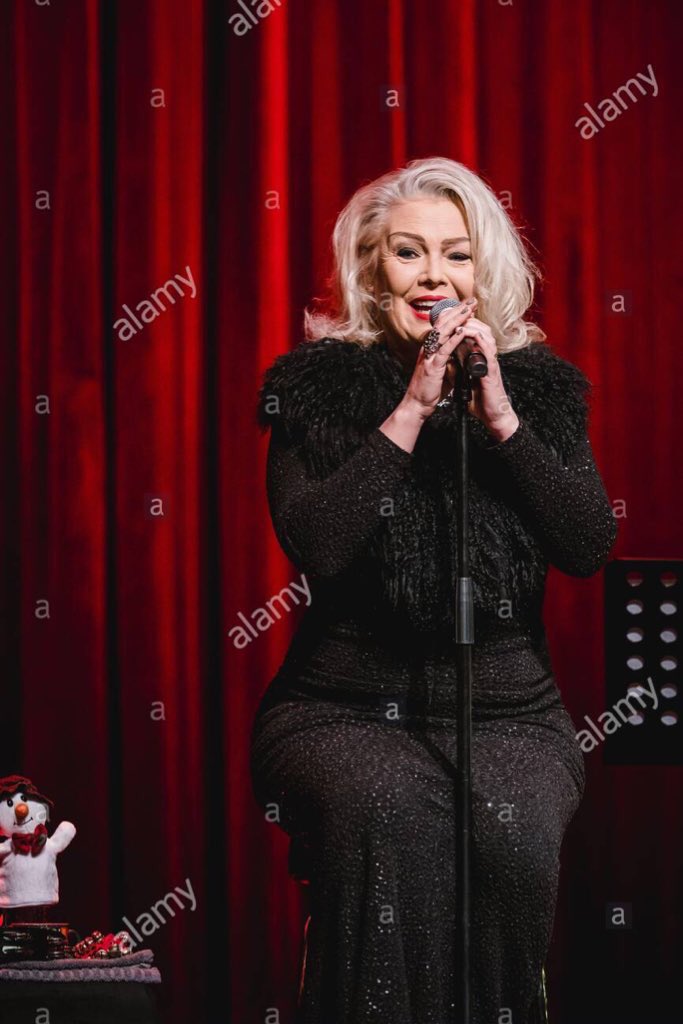Superlink92's tweet photo. @kimwilde Merry Christmas from the beautiful and gorgeous Kim Wilde. Have a wonderful holiday! ππβ€οΈππ
πΌπ€Άπ»βοΈβοΈπ @kimwilde #kimwilde #kimwildefans #kimwildeofficial #kimwildeforever #teamwilde #kidsinamerica #nowandforever #wildewintersongbook #wildewinteracoustic https://t.co/YQmnXrs5dQ