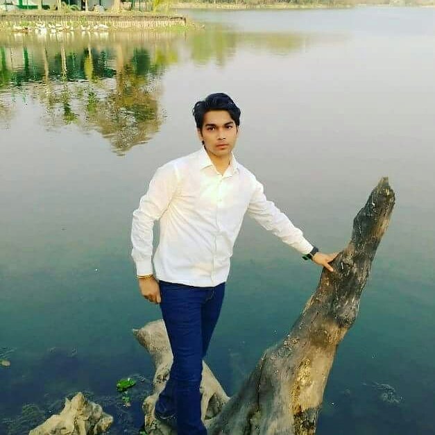 AbhisheKumar21's tweet image. Be the light to remove the Darkness #SuddenClick #cute #love #true #HappyChristmas .