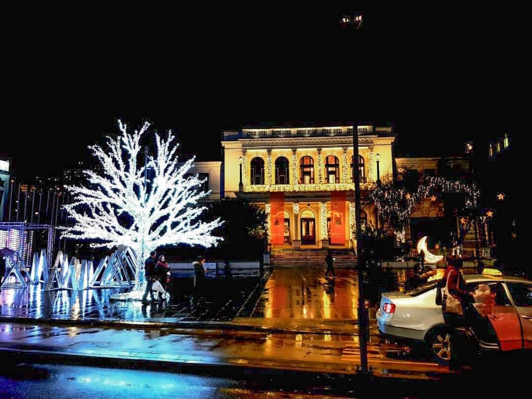SarajevoF's tweet photo. #Holidays in #Sarajevo 🎀 #MerryChristmas 🎄#sarajevofullofjoy #visitSarajevo https://t.co/jmKtUjUzyg