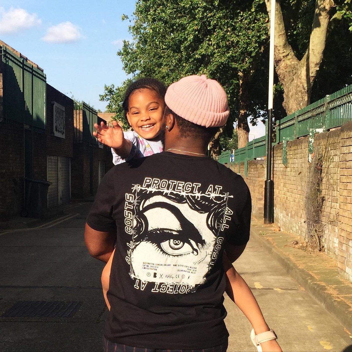 willkay_oddking's tweet photo. PROTECT AT ALL COSTS #willkay x @Bsidebywale : Dedicated to all the fatherโs out there doing everything they can for their children. โจ #FatherDaughater moments last forever. ๐ https://t.co/hQnz8wtLXW