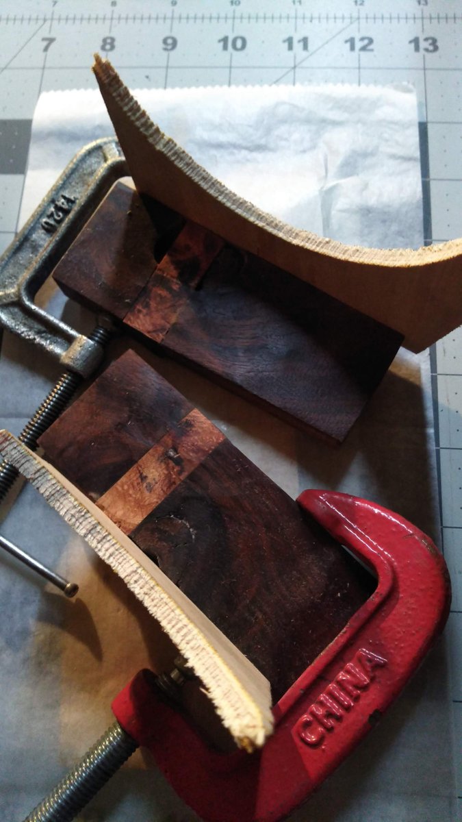 CustomDixie's tweet image. KNIFE PORN dixiecustomknives.com/2019/12/25/kni…