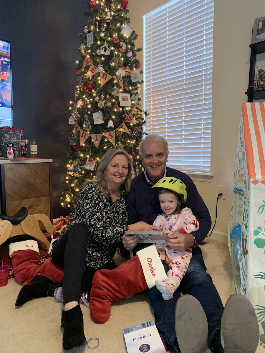 stevesabins's tweet photo. Merry Christmas from Morgantown https://t.co/XWreXjW4PQ