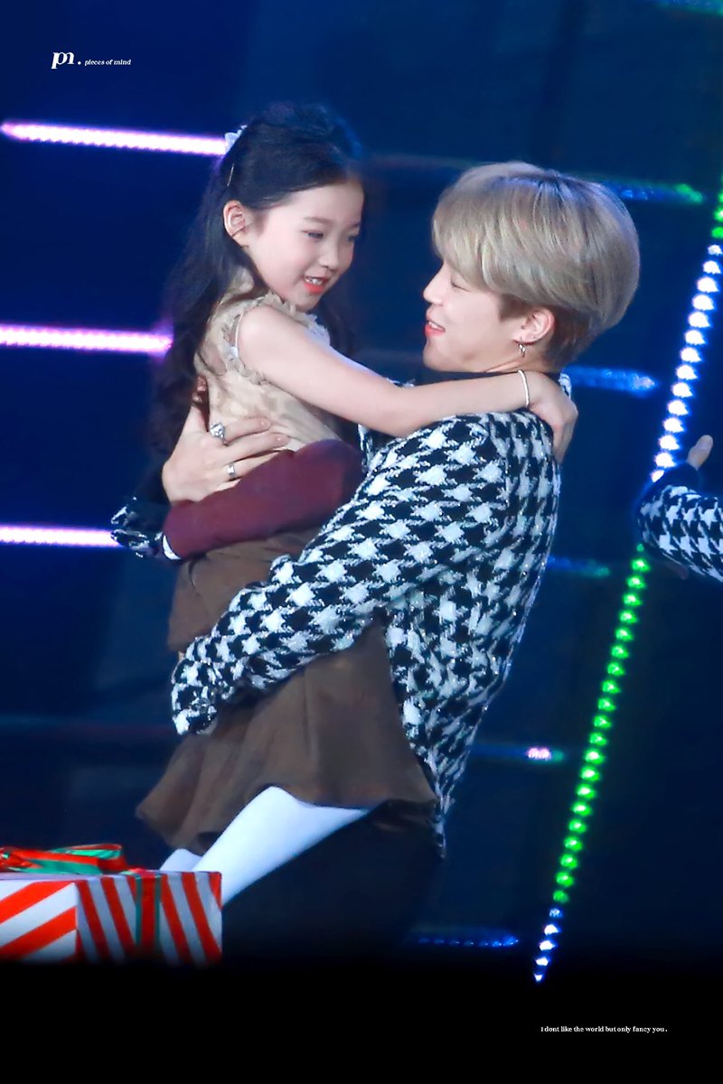 WangXianL0VEBOT's tweet image. Queste foto potrei usarle per la #FutureWeek nel #gdr 
Devo proporlo! ❤