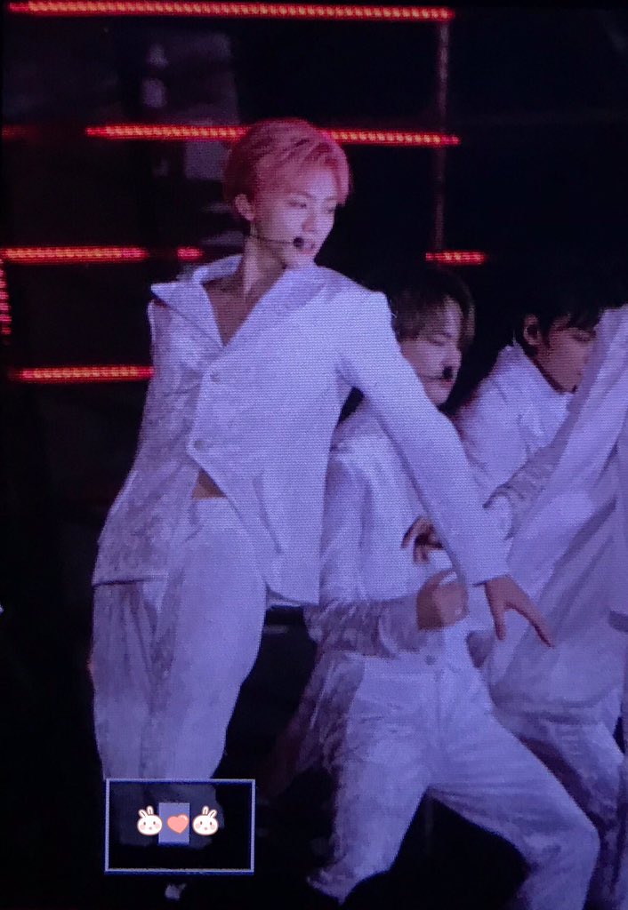 heaven_hell825's tweet photo. 20191225 SBS 가요대전
#NCTDREAM #NCT_DREAM #JAEMIN #재민 https://t.co/lOwglf8eaS