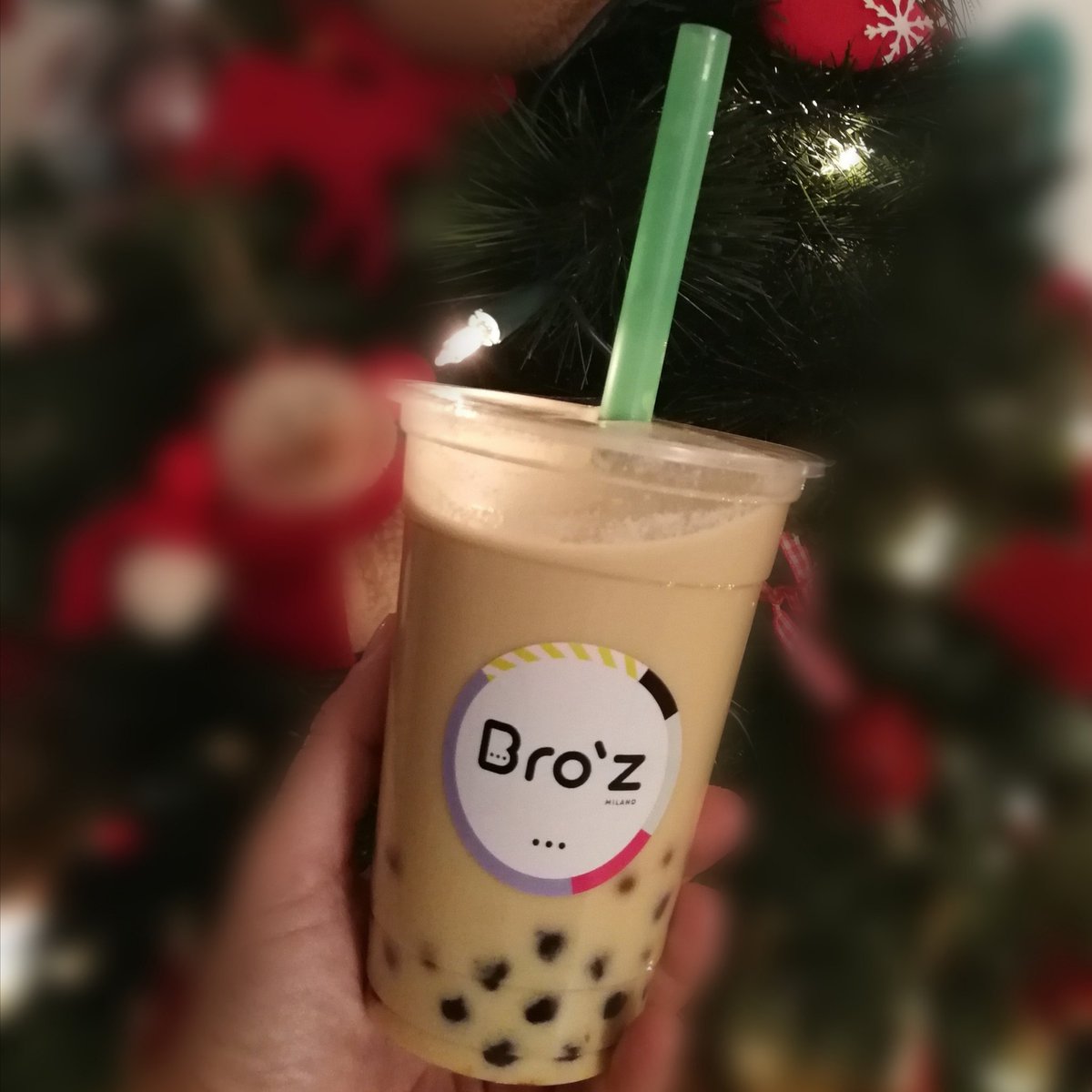 Buon Natale da Bro’z! 🎄🎅🥤❤️🎁
#bubbletea #milkytea #bubbletealovers #bobalovers #bubbleteamilano #brozmilano #viasanmaurilio #milano #christmas #natale #noel #happy #merrychristmas