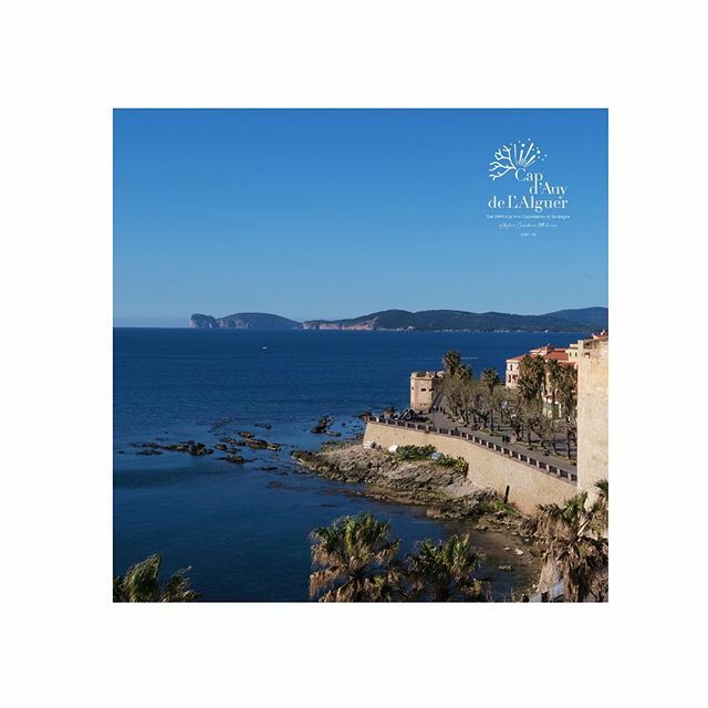 Il nostro mare di auguri... da #Alghero ift.tt/2ZsS6n9