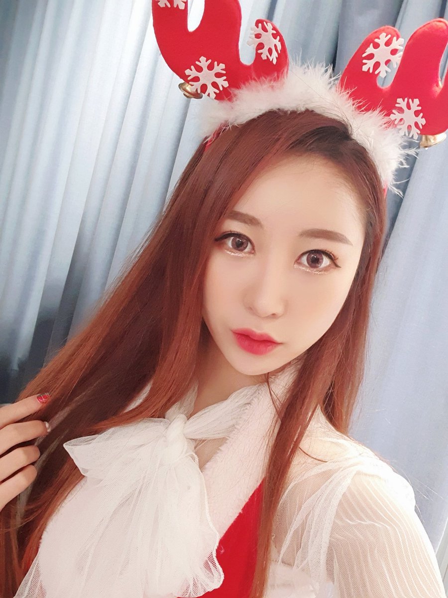 ALWAYS_JENA_'s tweet image. [#제나 🎄]
Merry Christmas🎅
모두 사랑이 가득한 크리스마스 되세요❤
#LabelUP #라벨업 #라벨업제나  #jena #ジェナ #メリクリスマス #クリスマス #ガールズグループ