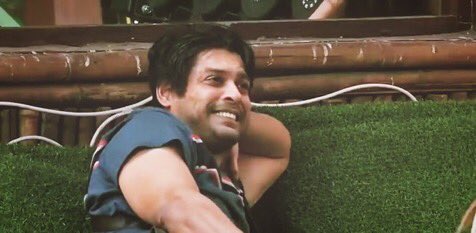 bornJAAT's tweet photo. Dedicate a song for #SidharthShukla
Comment with using #VoteForSid 

Retweet if you have voted for him

@OfficialSidFC @sidharth_shukla https://t.co/wrArAYbgbI