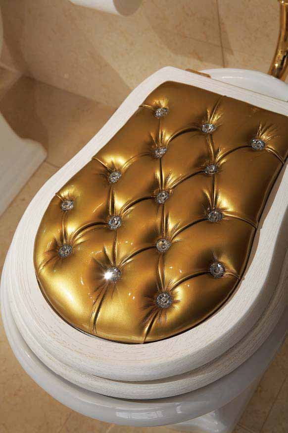 PWohnens's tweet image. Badezimmer - #Accessoire der besonderen #Art. Mehr auf unserer #Piazza des #Wohnens.