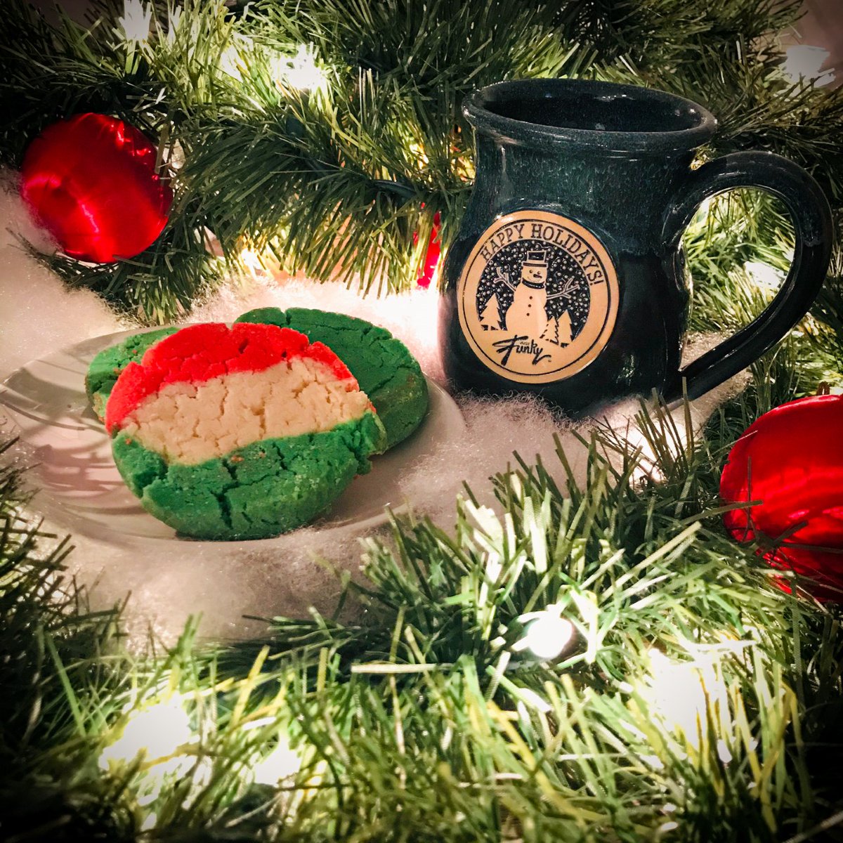 Happy Holidays from our #funky family to yours!
*
*
*
#happyholidays #safetravels #holiday2019 #funkyfam #holidayfun #holidaydecor #holidaycookies #cozy #holidayspirit #befunky #follow #justfunky #holidayseason #deckthehalls #familytime