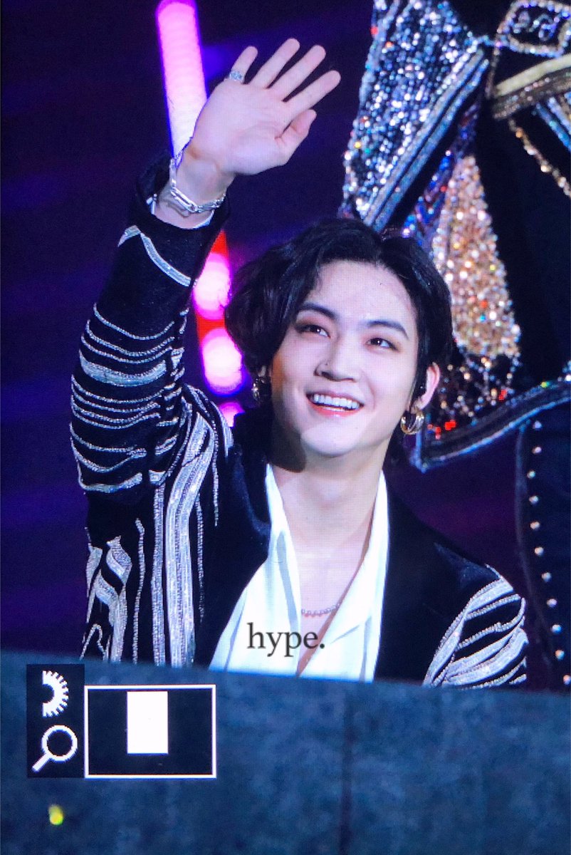 191225 가요대전

안뇽...(੭ ˃̣̣̥᷄⌓˂̣̣̥᷅ )੭⁾⁾

#GOT7         #JB
#갓세븐         #재범
