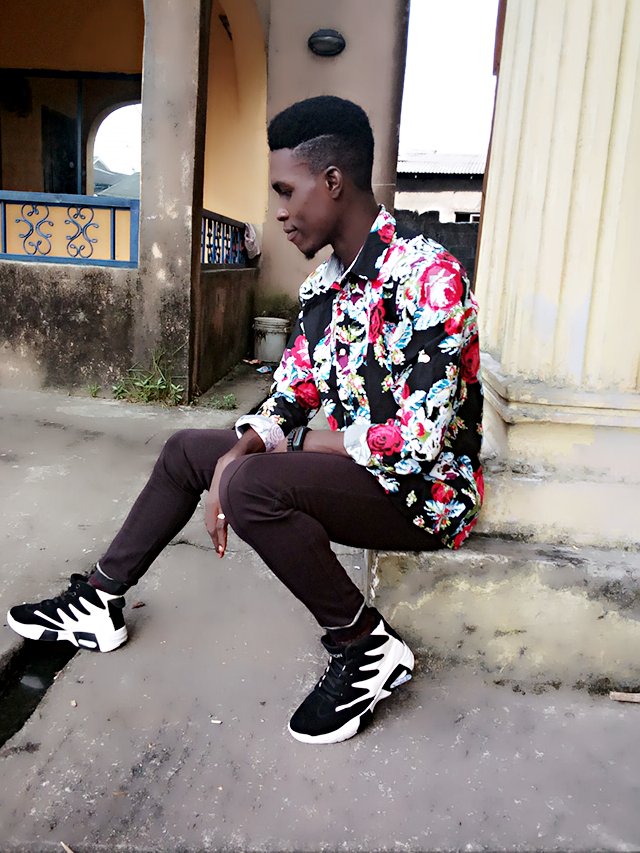 UDG_Ryan's tweet photo. May the joy this season brings dwell in you and your family. On behalf of UrbanDev Games and TinX Studio,I wish you all a Merry Christmas and a Happy New year to you and your family 🎉🎉. God bless you. Let's look forward to a bright and prosperous New year. #TinX #UrbanDevGames https://t.co/xEN3kO0Sof