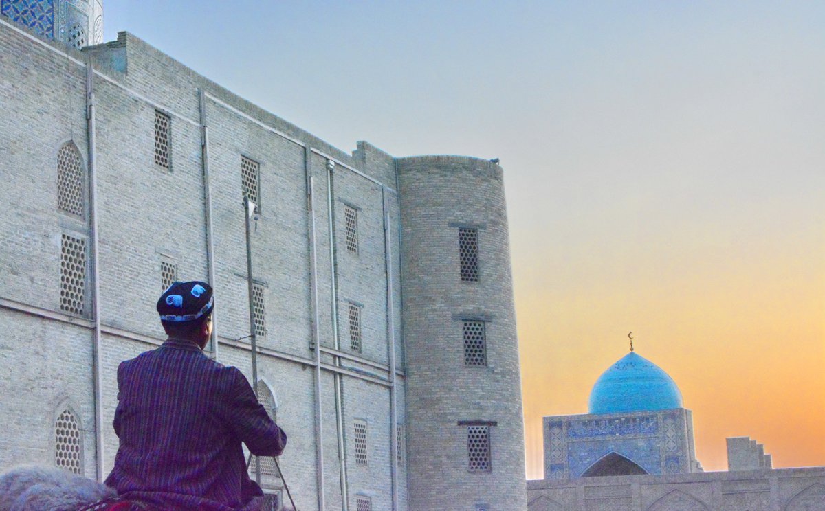 sambuh_com's tweet photo. 🔻The mysticism of Bukhara at sunset encourages to observe the magic that is happening: the city dresses up in brilliant robes and sings about the eternity of its being in an endless flow of time. https://t.co/kbf7WpRH9p
#CentralAsia #Bukhara https://t.co/qDIYlQJ9Ct