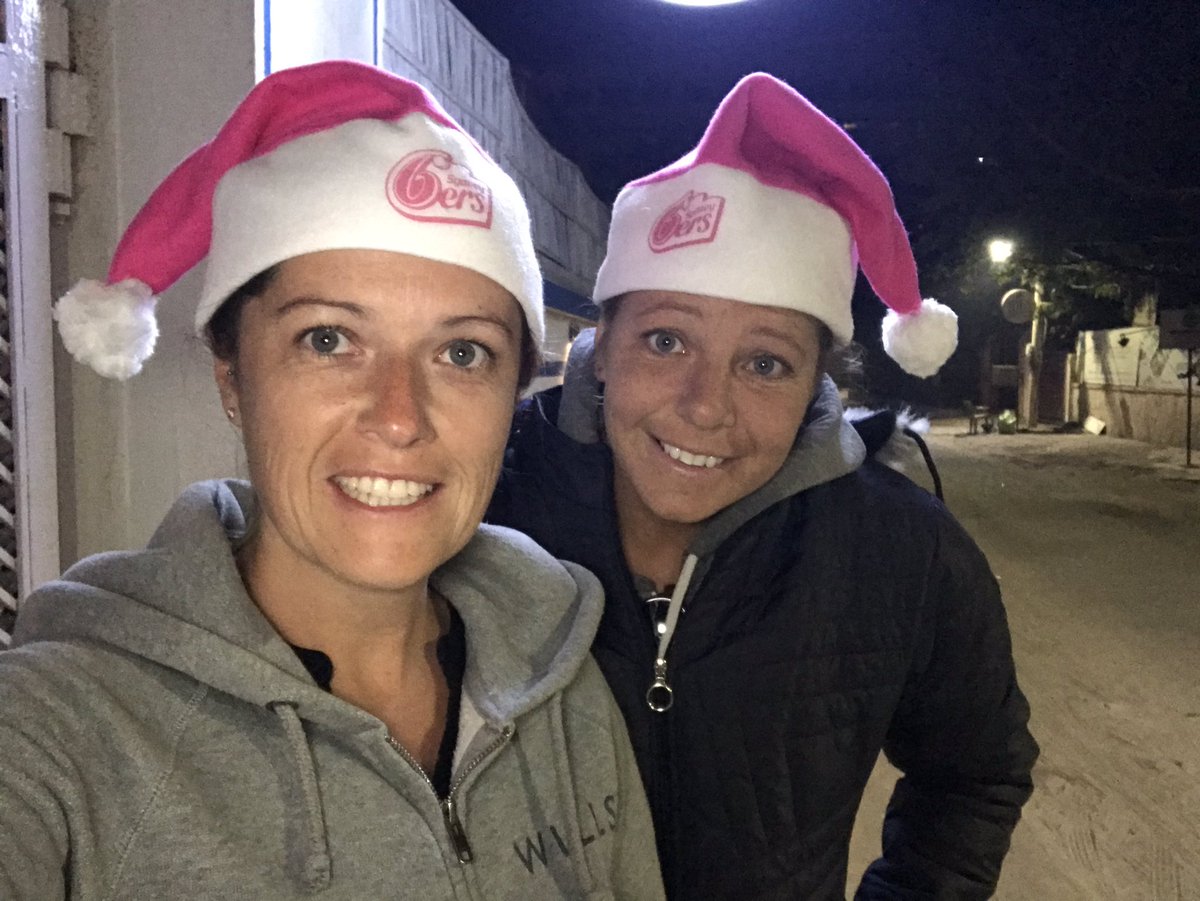 ClaireStoke23's tweet photo. @SixersWBBL celebrating Christmas in Jaipur, India 6ers style 🎅🏽🏏🇮🇳 @hanwood https://t.co/MirpKyGJ5R
