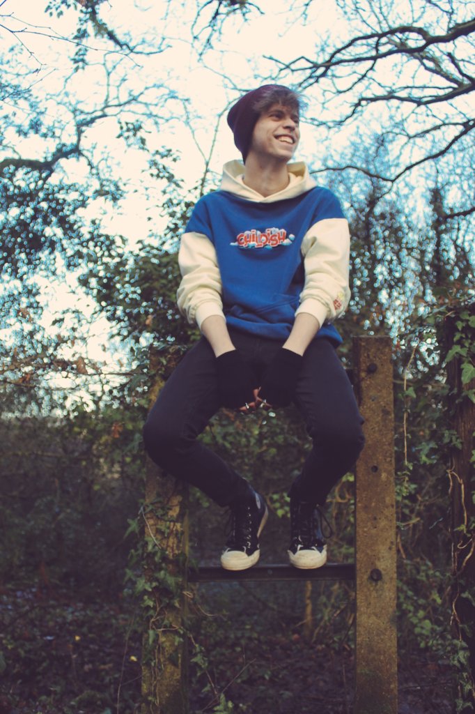 ejdowns97's tweet image. Think the little bro likes the new hoodie.
@JayFromTGF @RomellHenryTgf