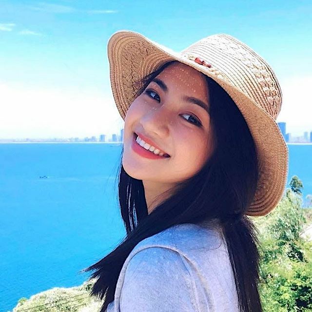debbyangg828's tweet photo. ๐ .
.
.
.
. #indomodelgram #indomodelcasting #femalemodel #photoshoot #modelindonesia #indonesianmodel #indonesiamodels #modelingindonesia #modelsurabaya #modelbandung #modeljakarta #modelmalang #modelhits #fashionmodel #modelfashion #model #topmodโฆ https://t.co/LdE2jCM9IH https://t.co/BZ1ez8Bzbh