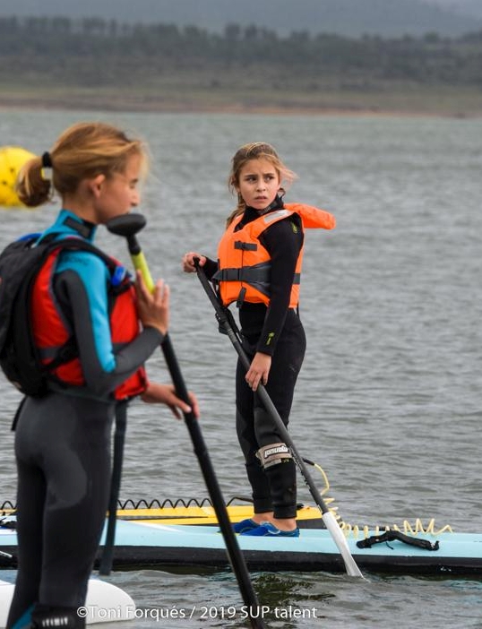 CPT_oficial's tweet photo. El @CPT_oficial, finalista en los SUP Talent 2019. La sevillana Beatriz Bizcocho, entre los 14 seleccionados por la @FESurfing_ para toma parte en la final nacional de Cáceres. https://t.co/Cd4bJzje83

@IMDSevilla @EducaAnd #Triana #paddlesurf #SUP https://t.co/bRdJQ89u6R