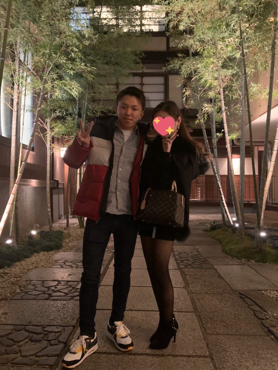 ukyouseiYA's tweet photo. クリスマスプロポーズ大成功しました！
来年から夫婦として頑張っていきます！！
さー死ぬほど働いて、稼ぎまくろ😱 https://t.co/ld4SPL8jRA