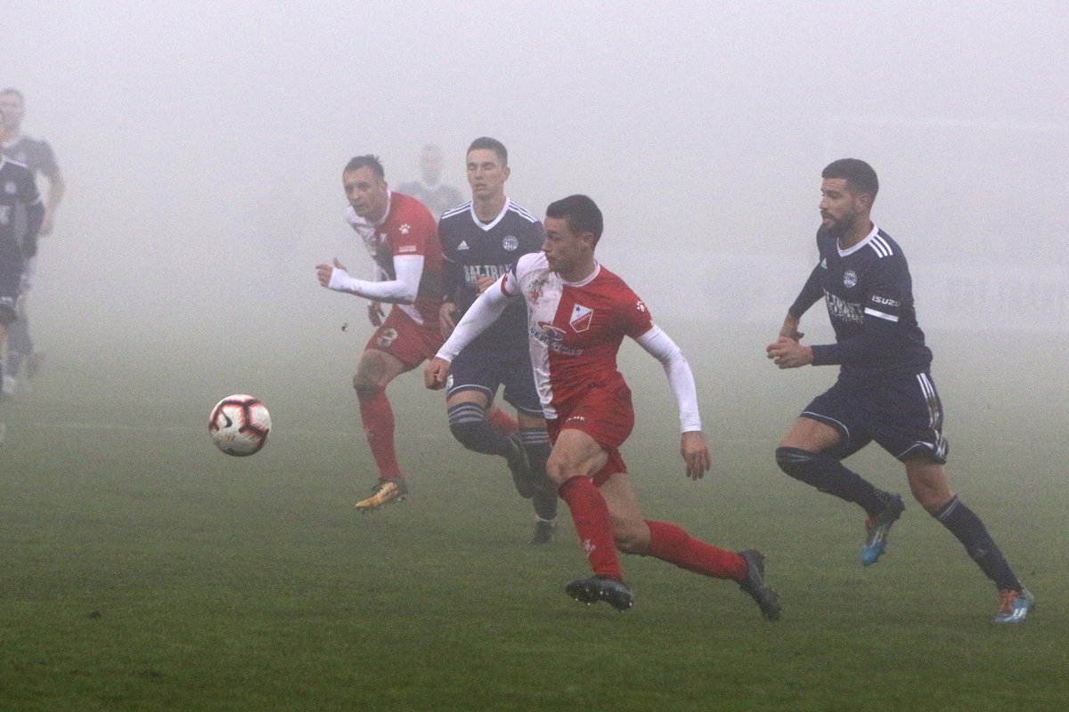 FKVojvodina1914's tweet photo. Naš fudbaler Miodrag Gemović danas slavi svoj 25. rođendan!🤗🎂 Gemo, legendo, sve najbolje želi ti Voša!⚪️🔴 #fkvojvodina #gemovic https://t.co/6K7kB9rHqd