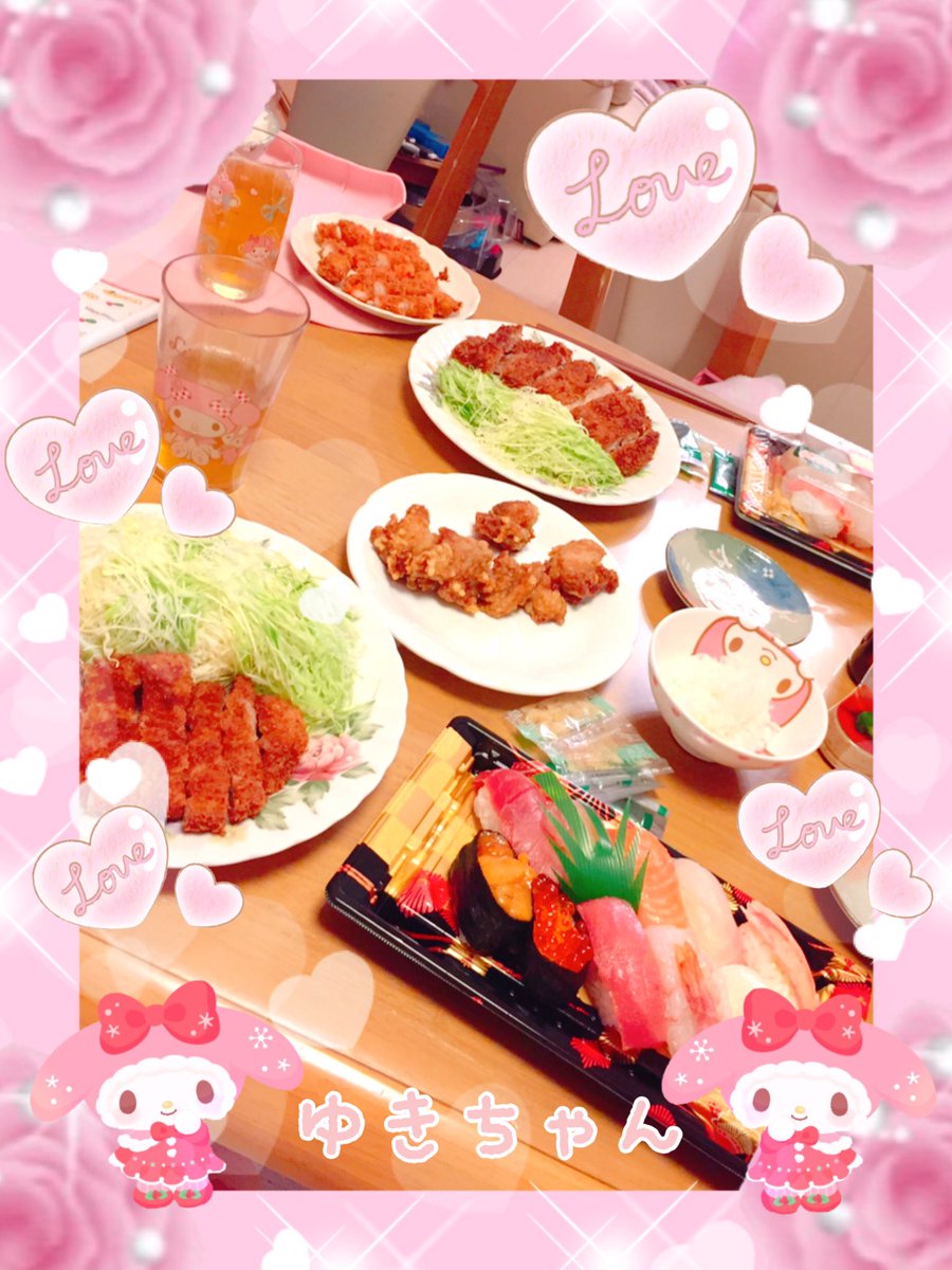 ゆきちゃん On Twitter メリークリスマス 今年のケーキ はきのとや のホワイトストロベリー とんかつとエビフライ作ったよ から揚げとお寿司もゲットしてきてくれて楽しいクリスマスになったよ