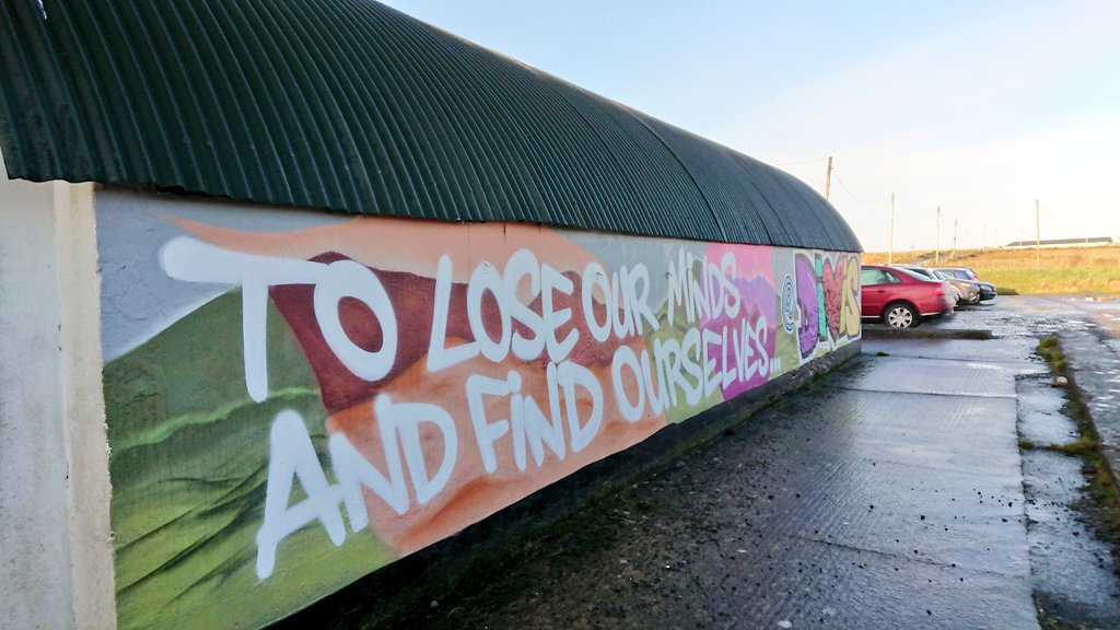 Graffiti I can get behind 🗻🗻🗻

Happy Christmas everyone 🎅🤘