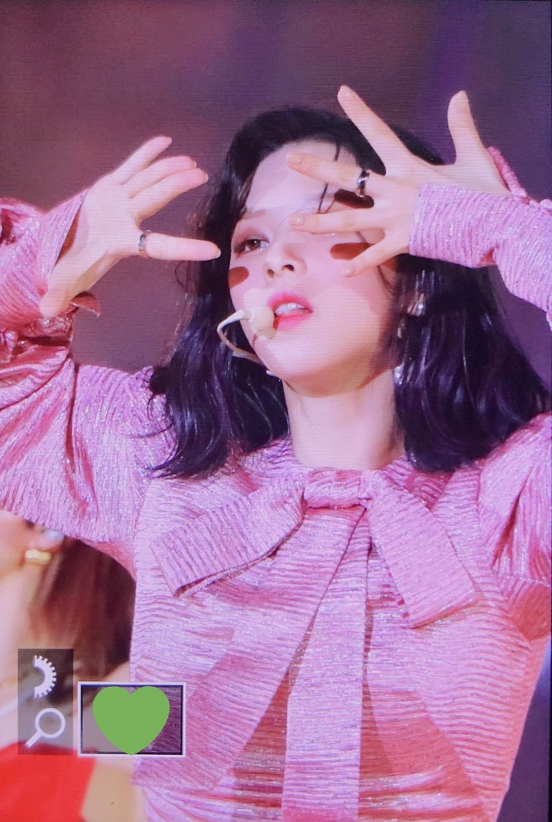 191225 SBS 가요대전 

#트와이스 ⁠ #トゥワイス #TWICE 
#정연 #ジョンヨン #JEONGYEON