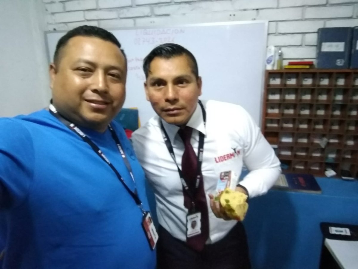 30Limache's tweet photo. Feliz Navidad!! A todos los Liderman que demostraron su compromiso a su labor,teniendo en cuenta que en este rubro nohay días festivos; es ahí donde tienen que estar más atentos ante cualquier eventualidad. Feliz Navidad a todos los vigilantes del Perú@lancero111 @ClaudiaPuigC https://t.co/E8ykYjtw9z