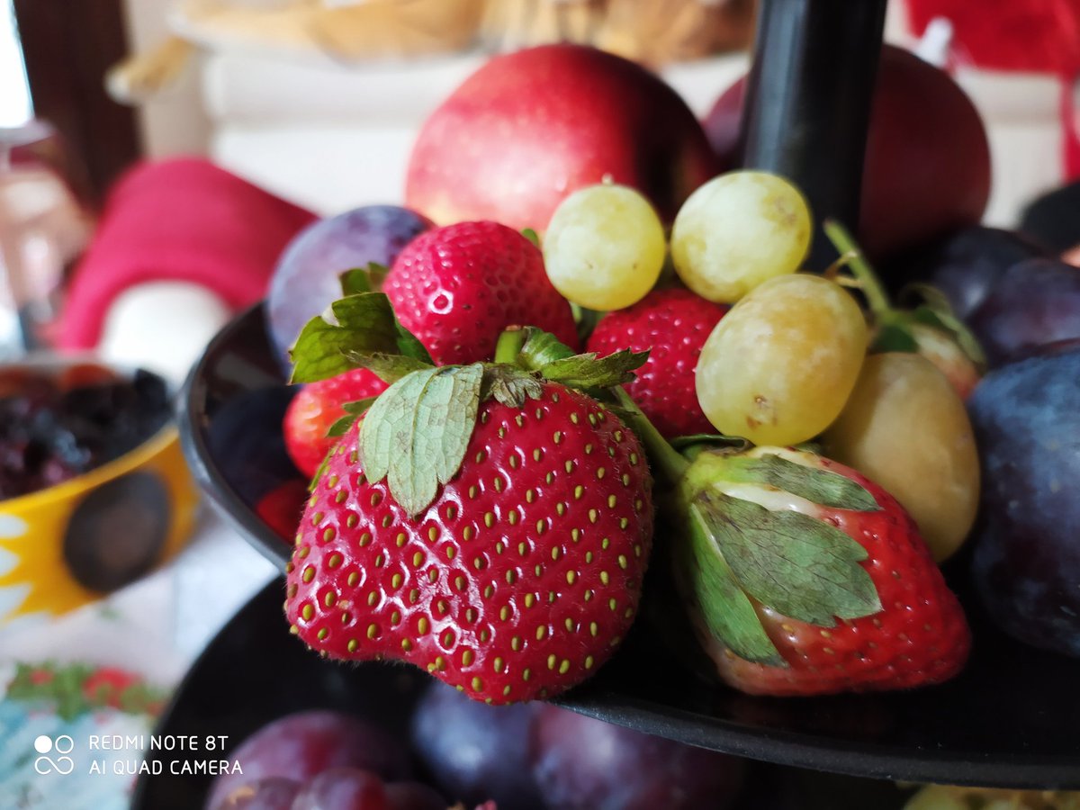 dkisiala's tweet image. Jaka zima takie owoce 😂🎄🎄
Truskawka z #redminote8t 

@Xiaomi_Polska
@TECHNOSenior1
@TechnoSeniorPL