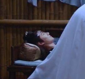 ZhanGeBoDi's tweet photo. Watching The Untamed Special Edition. Sometimes I wonder is Han Guangjun pretend to be drunk. He looked so happy with Wei Ying helping him on to bed 😂 #XiaoZhan #WangYibo #WangXian https://t.co/0U6ZBfPhGh